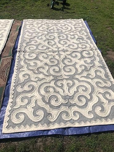 кыргыз шырдак: Килем Кийиз, Казахстан — 1