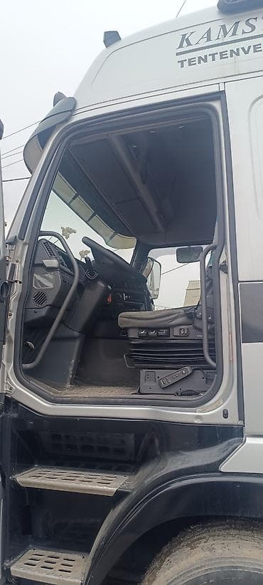 седалный тягач волва: Тягач, Volvo, 2005 г., Тентованный — 10