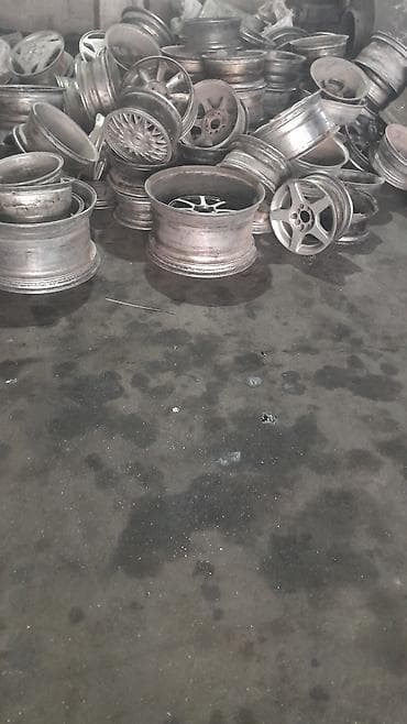 демонтаж окна: Сырьё: лом алюминия Описание: - Алюминиевые автомобильные диски (без — 2