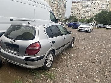 wuling mini ev: Nissan Almera: 2001 г., 1.5 л, Механика, Бензин, Хэтчбэк — 4