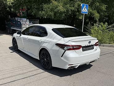 Продажа авто: Toyota Camry: 2021 г., 2.5 л, Вариатор, Гибрид, Седан — 6