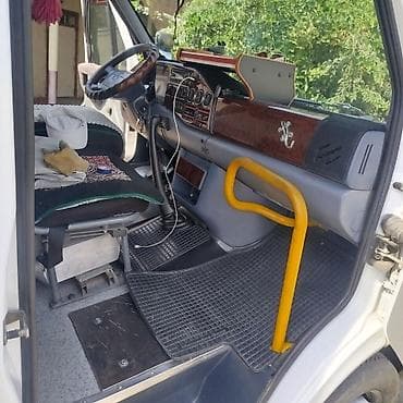 Автобус, Mercedes-Benz, 1999 г., 2.9 л — 3