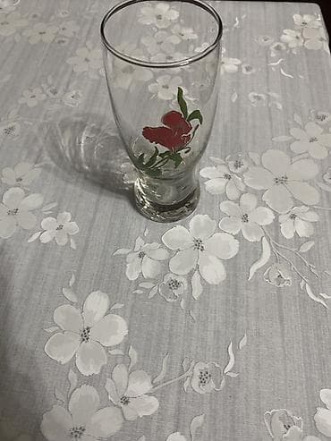 яшик для фрукты: Набор стеклянных стаканов FAJIASI (Glassware), серия «花之搏». - — 3
