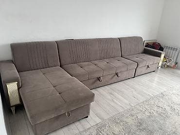 Угловые диваны: Диван раскладной угловой с ящиками 
размер 4X1.20 
Состояние хорошее — 1