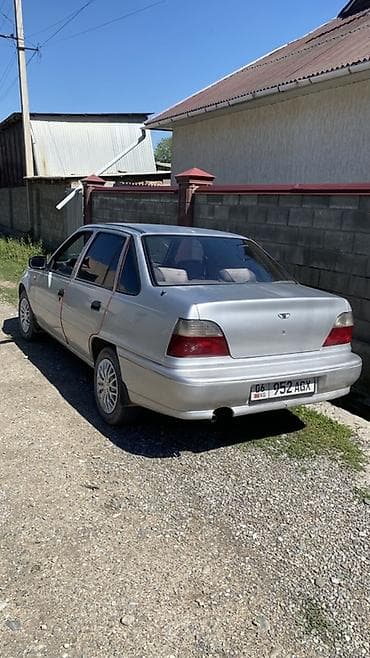хонда степвагон 1: Daewoo Nexia: 2001 г., 1.5 л, Кол менен иштөөчү, Бензин — 4