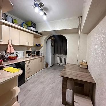 Квартиры: 3 комнаты, 76 м², Индивидуалка, 6 этаж, Косметический ремонт — 1
