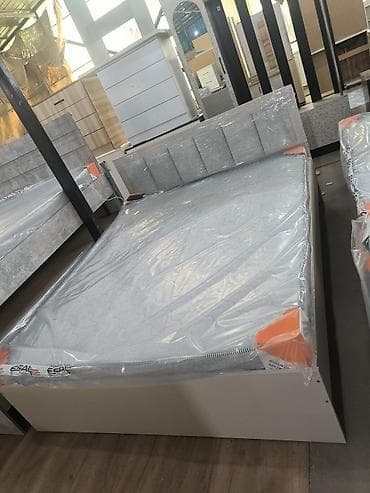 sofa bed: Двуспальная кровать, Новый, С мягким изголовьем, длина - 200 см — 1