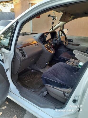 домик на колесо: Honda Odyssey: 2000 г., 3 л, Седан — 5