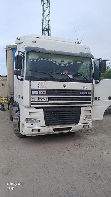 255 35 20: Тягач, DAF, 1998 г., Без прицепа — 2