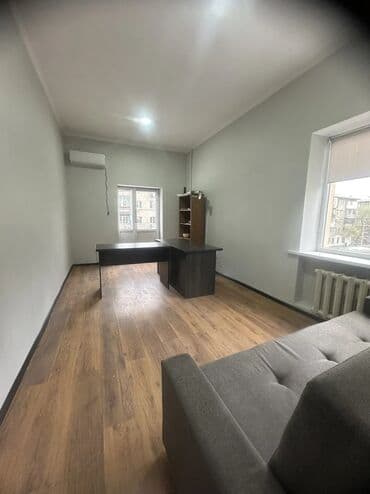 аренда помещений 35кв: Ижарага берем Офистик, 20 кв. м, Турак комплексинде — 3