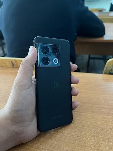 mate 20: OnePlus 10 Pro, Б/у, 128 ГБ, цвет - Черный, 1 SIM — 1