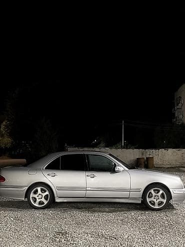 Транспорт: Mercedes-Benz E-Class: 1996 г., 4.3 л, Автомат, Седан — 5