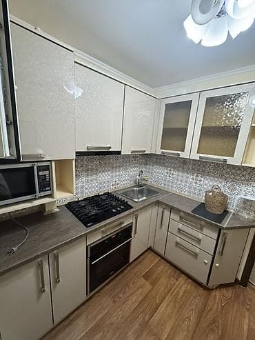 58: 3 комнаты, 56 м², 2 этаж, Евроремонт — 10