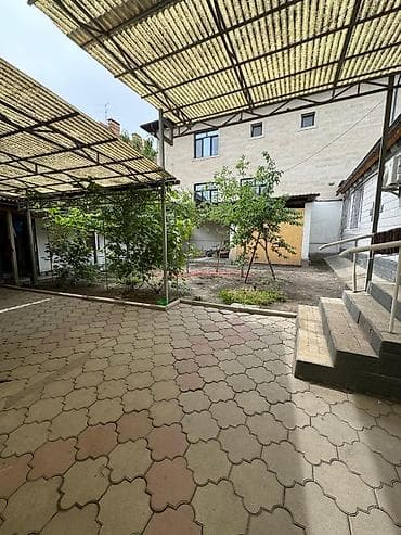 каттеджи: Продается дом🏡 📍Юнусалиева/Ахунбаева ▪️Площадь дома 62м² ▪️Участок — 2