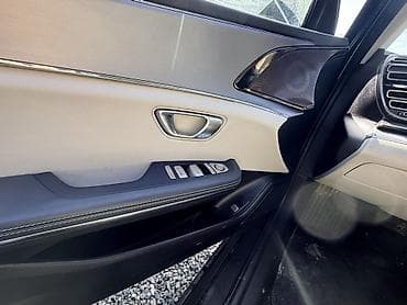 byd d1 цена: BYD E9: 2021 г., Седан — 7