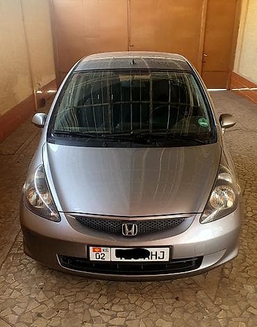 Honda Jazz: 2006 г., 1.3 л, Ручные, Бензин, Хэтчбэк