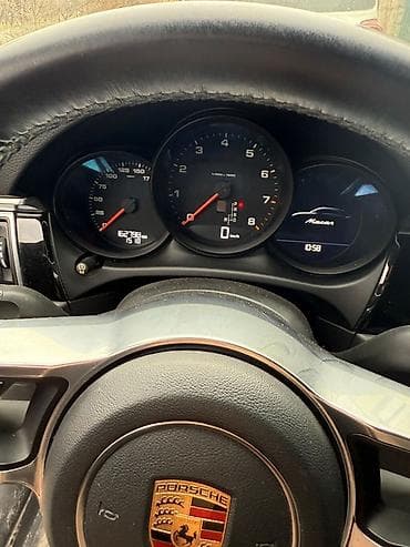 спада бампер: Porsche Macan Turbo: 2017 г., Кроссовер — 4