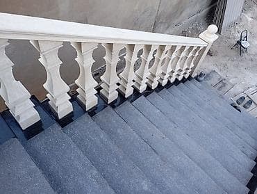 улуттук кийимдер: Граниттен, мрамордон жасалган тепкич Жеке менчик үй үчүн, Тепкичтин формасы: Көп марштуу, Стиль: Классикалык — 2