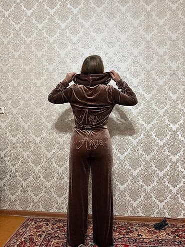 новый спортивный костюм: Новый костюм, размер М. (44-46) покупала на заказ,оказался маловат — 5