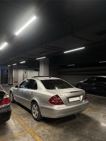 аренда audi 80: Mercedes-Benz E-Class: 2004 г., 2 л, Автомат, Бензин, Седан — 4