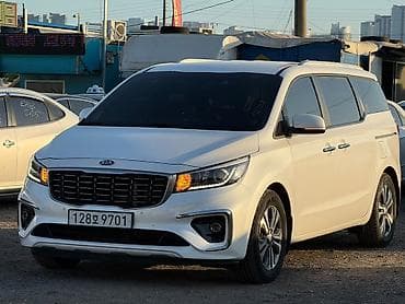 Продажа авто: Kia Carnival: 2019 г., 2.2 л, Автомат, Дизель, Минивэн — 5