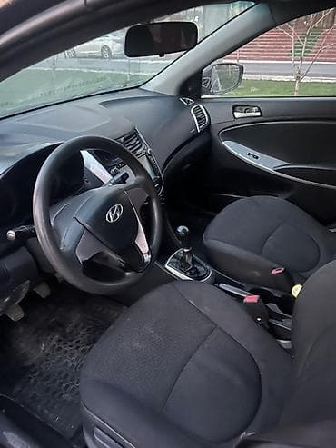hyundai solyaris: Hyundai Solaris: 2014 г., 1.4 л, Механика, Бензин, Седан — 6