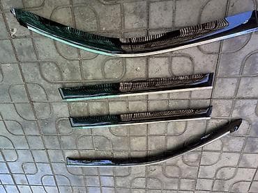 молдинги е34: Комплект автозапчастей и аксессуаров для BMW: - Пара фирменных — 3