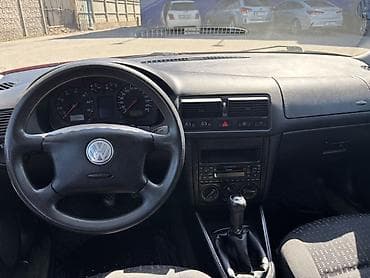 домкраты авто: Volkswagen Golf: 2003 г., 1.6 л, Ручные, Бензин, Хэтчбэк — 9