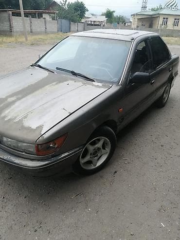 Mitsubishi Lancer: 1991 г., 1.5 л, Механика, Бензин, Седан — 3