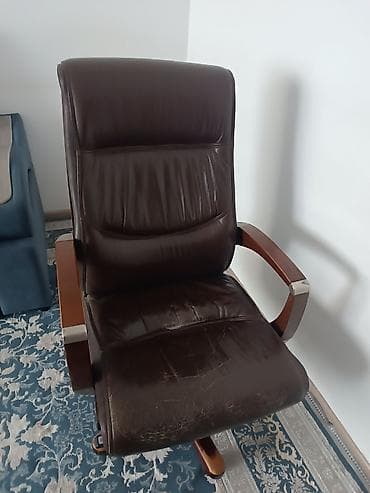 Офисное кресло, С колесиками, цвет - Коричневый, Экокожа — 2