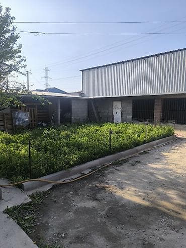 дома в пригороде: Продаётся кирпичный дом с мансардным этажом,и подвальное помещения — 6