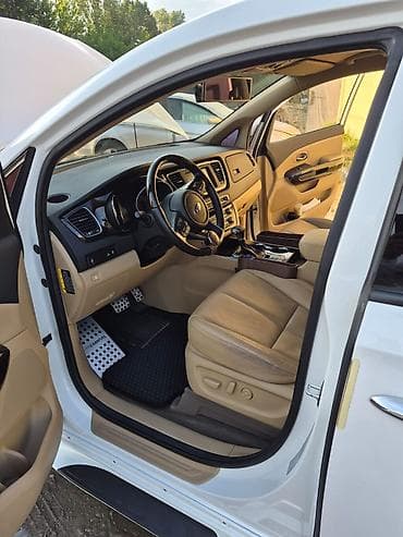 серв машина: Kia Carnival: 2019 г., 2.2 л, Автомат, Дизель, Минивэн — 1