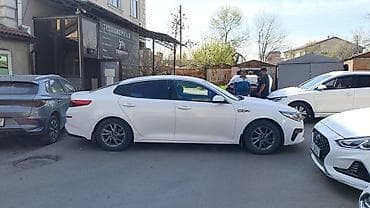 Kia K5: 2019 г., 2 л, Автомат, Газ, Седан