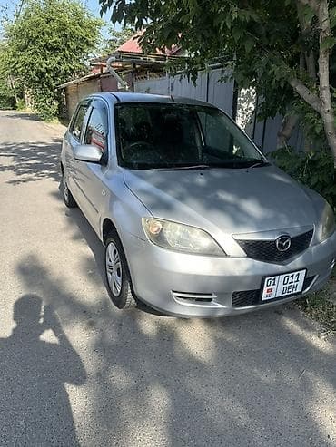 пл: Mazda Demio: 2004 г., 1.5 л, Автомат, Бензин, Универсал — 4