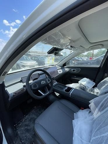 kaiyi e5: Changan Qiyuan Q05: 2026 г., Автомат, Электромобиль, Внедорожник — 3