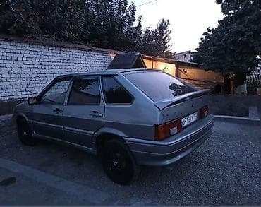 кочкор авто: ВАЗ (ЛАДА) 2114: 2005 г., 1.5 л, Кол менен иштөөчү, Бензин, Хетчбек — 2