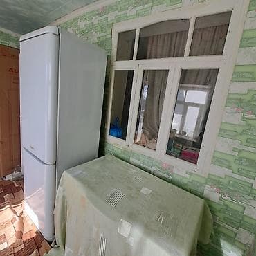 бак стиральной машины: Холодильник двухкамерный, белый, с нижним расположением морозильной — 1