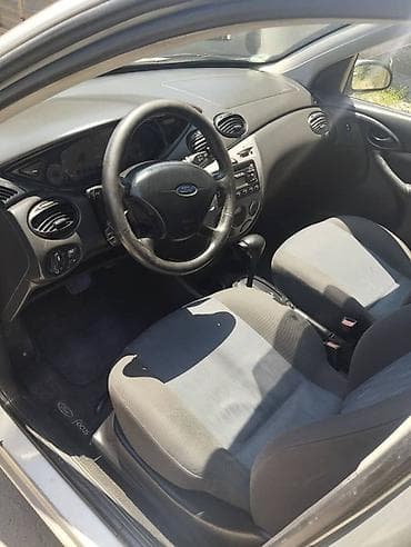 mazda 232: Ford Focus: 2001 г., Автомат, Бензин, Универсал — 5