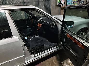 ауди а6 с4 1: Mercedes-Benz W124: 1994 г., 2 л, Кол менен иштөөчү, Бензин, Седан — 5