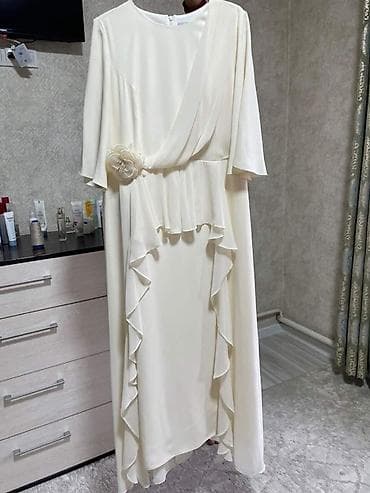 крем для: Элегантное кремовое платье миди с накидкой и декором - Цвет — 1