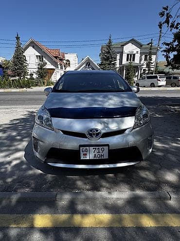 8: Toyota Prius: 2015 г., 1.8 л, Автомат, Гибрид, Хэтчбэк — 1