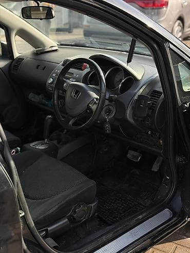 honda fit kg: Honda Fit: 2004 г., 1.5 л, Вариатор, Бензин, Хэтчбэк — 7