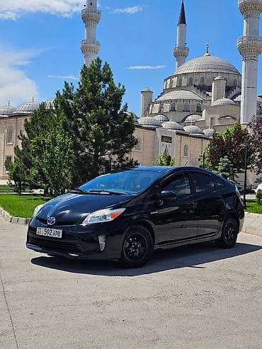продаю или меняю на япошку: Toyota Prius: 2014 г., 1.8 л, Вариатор, Гибрид, Седан — 1