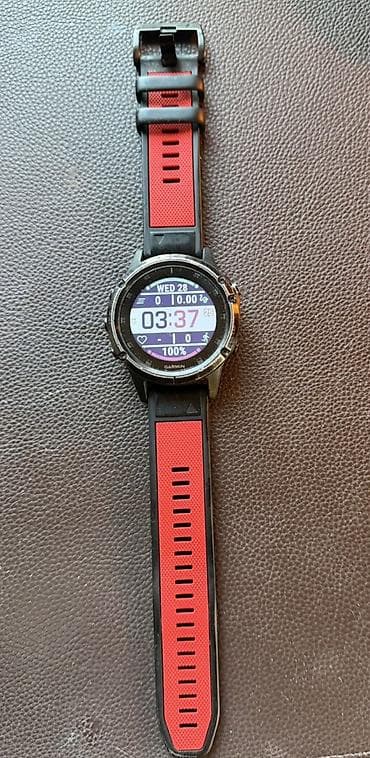 Garmin: Garmin Fenix 5 — 1