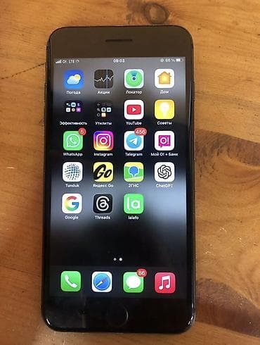 iphone 8 red: IPhone 8 Plus, Черный — 2