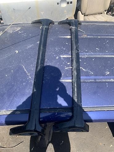 велокрепления: Поперечные дуги На штатные места — 3