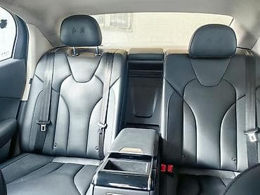 м5 e60: FAW : 2022 г., Электромобиль, Седан — 4