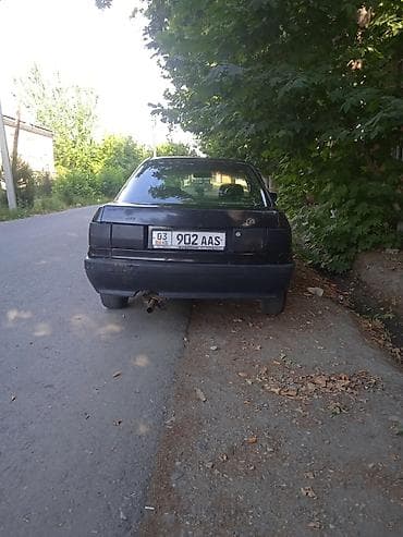 Audi 80: 1990 г., 1.8 л, Механика, Бензин, Седан — 6