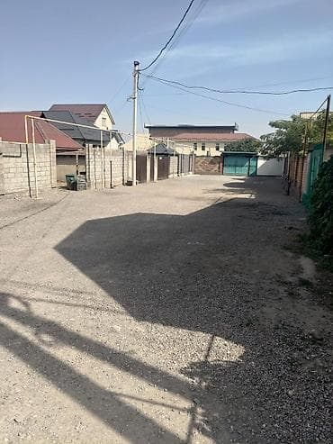 продаю частный дом в бишкеке: Продаётся дом с капитальным ограждением и въездными группами — 5