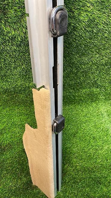 bmw e740: Крепежная направляющая BMW E70 Крепежная направляющая в багажнике BMW — 2